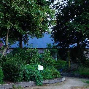 Aux Greniers à Rêves Bed & Breakfast